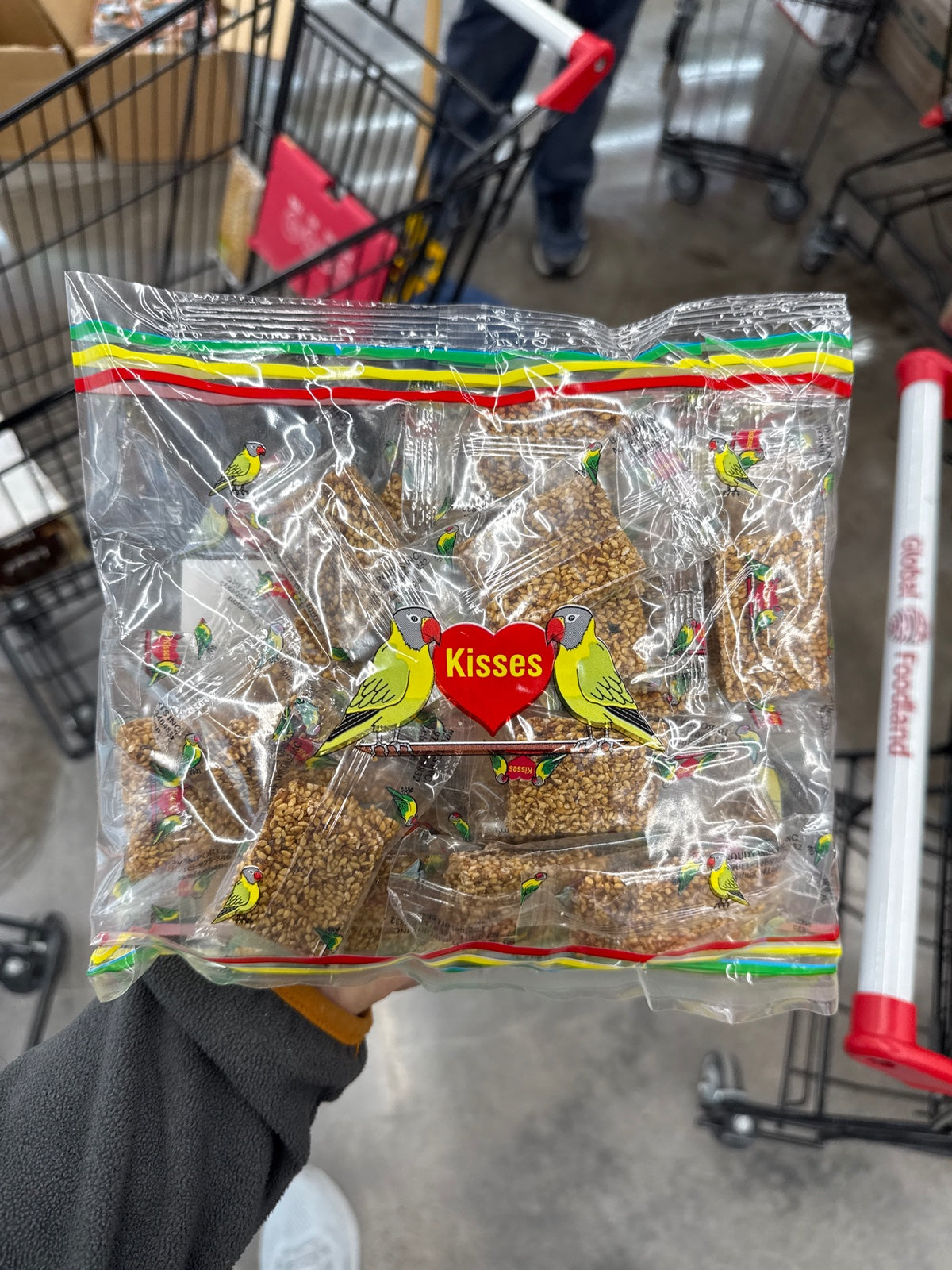 KISSES Sesame Crunch Candy Large 350 gr