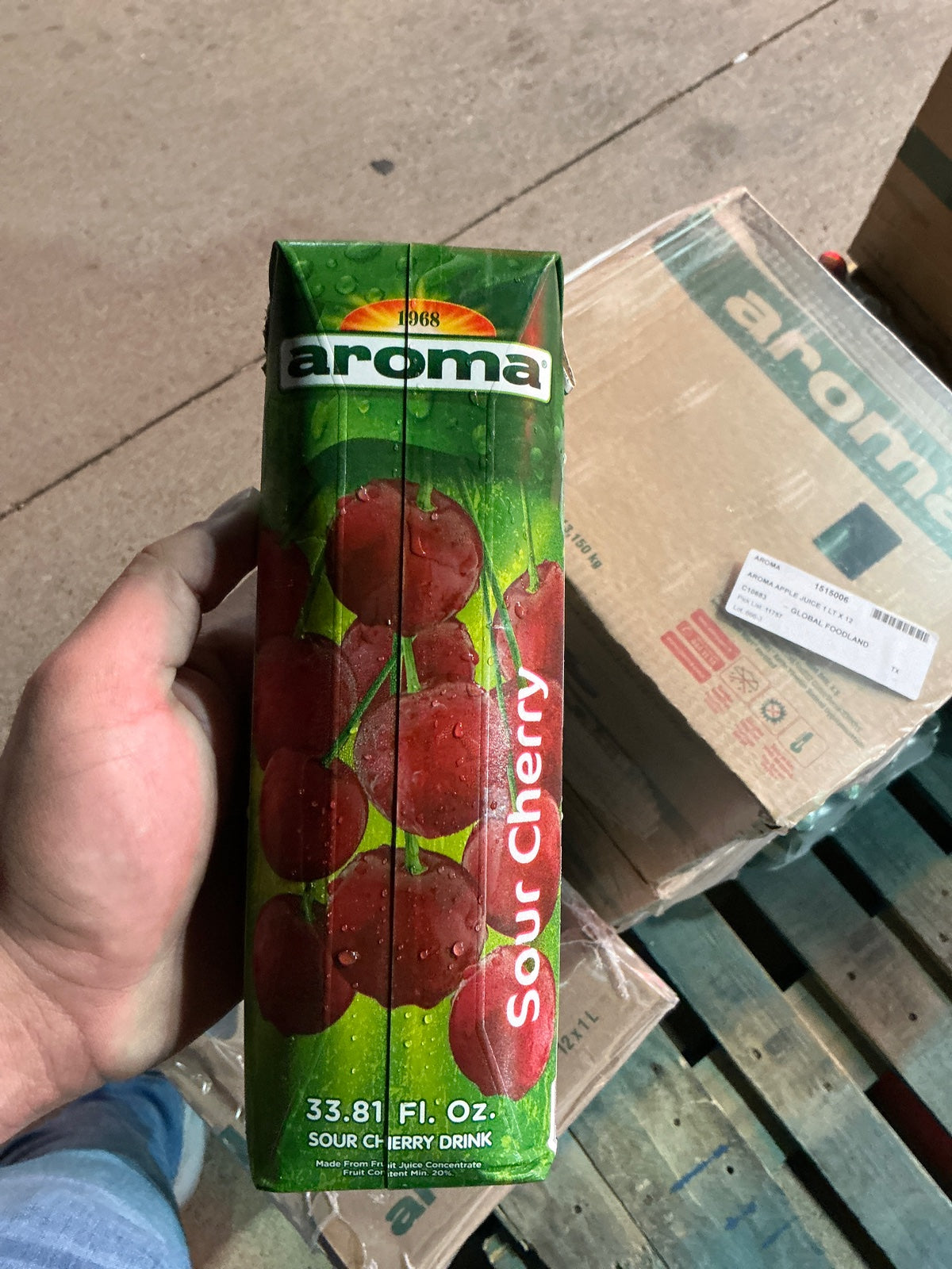 AROMA Sour Cherry Drink 1L